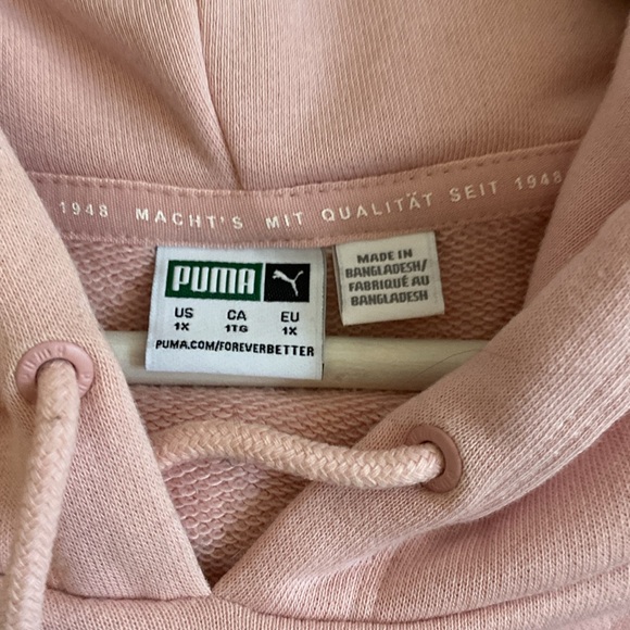 Puma Women's Classics Logo Sweatshirt 1X NWOT!!! - Picture 3 of 3